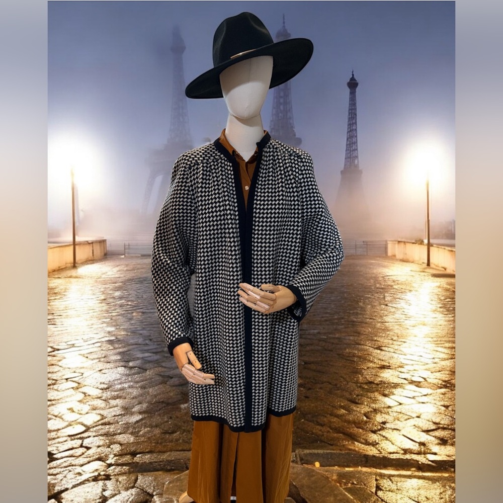 VALENTINO ( MISS V ) Vintage 100% Wool Houndstooth Open Front Cardigan